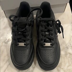 Nike Air Force 1 Low Shoes Youth Size 3.5Y Black Leather FV5951-001